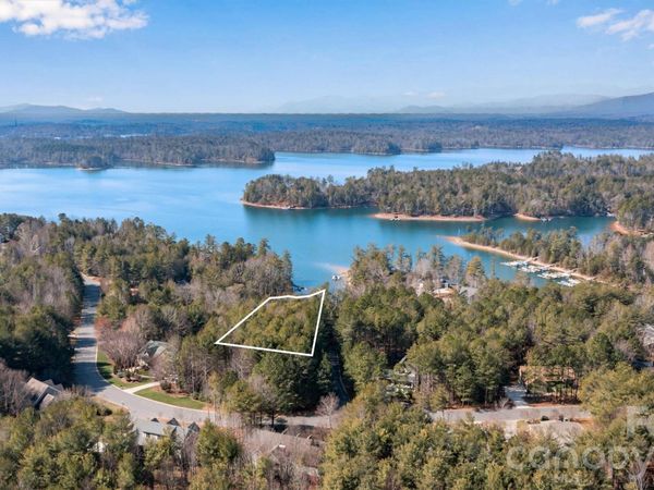 5029 Winfield Lane , Morganton, NC 28655