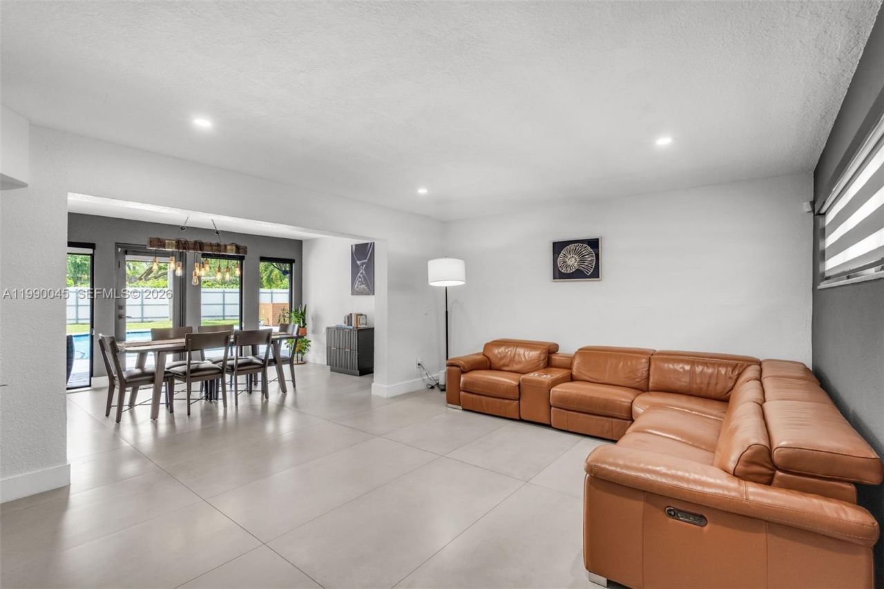 11220 SW 181st Ter, Unit 11220, Miami, FL 33157 Photo