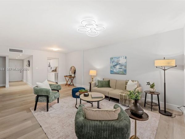 3141 NW 47th Ter , Unit 121, Lauderdale Lakes, FL 33319