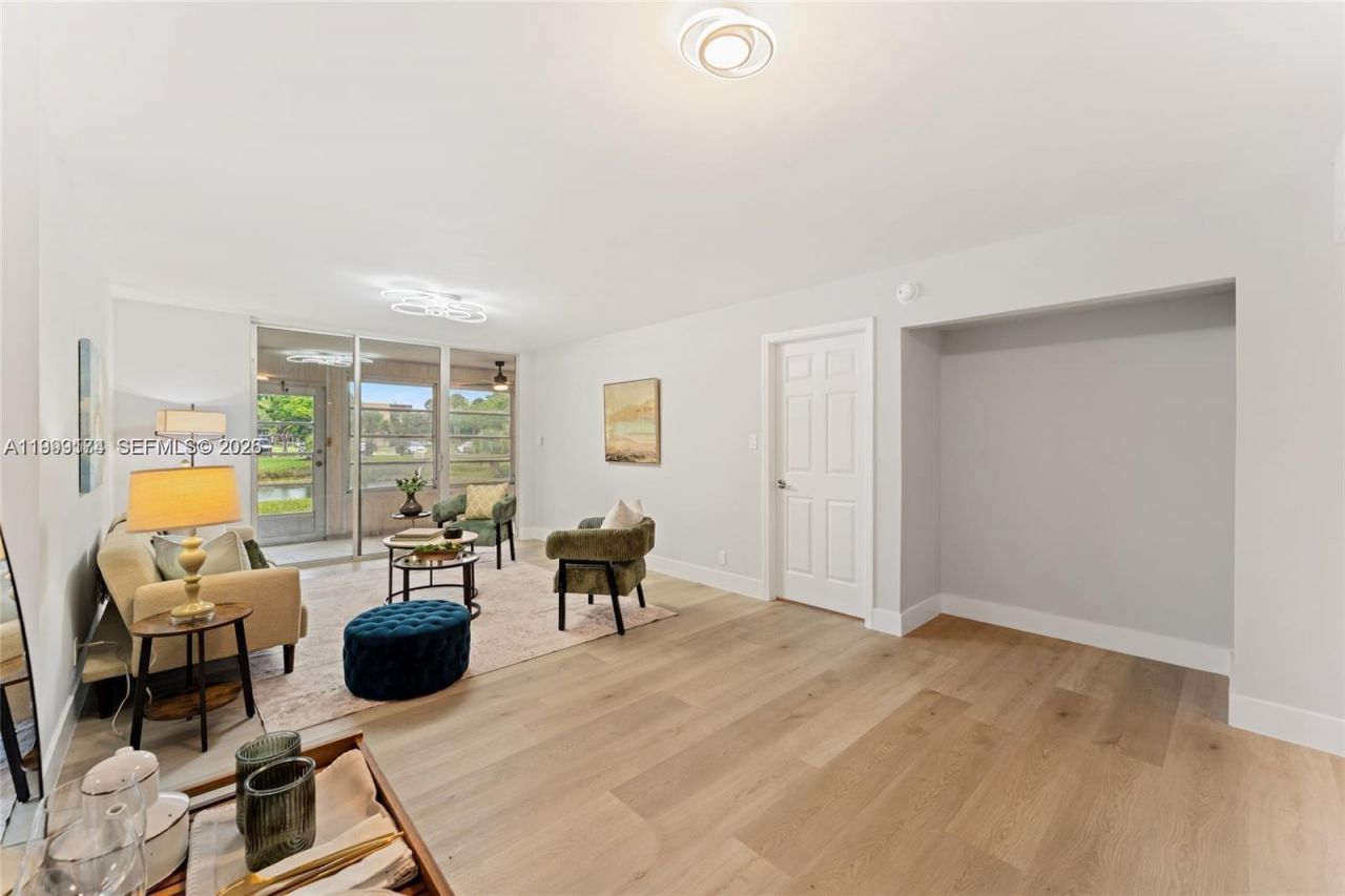 3141 NW 47th Ter, Unit 121, Lauderdale Lakes, FL 33319 Photo