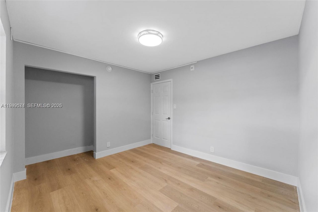 3141 NW 47th Ter, Unit 121, Lauderdale Lakes, FL 33319 Photo