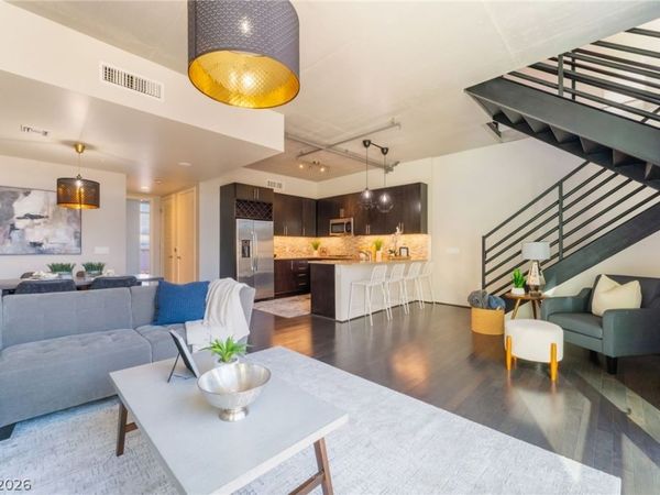353 E Bonneville Avenue, Unit 746, Las Vegas, NV 89101