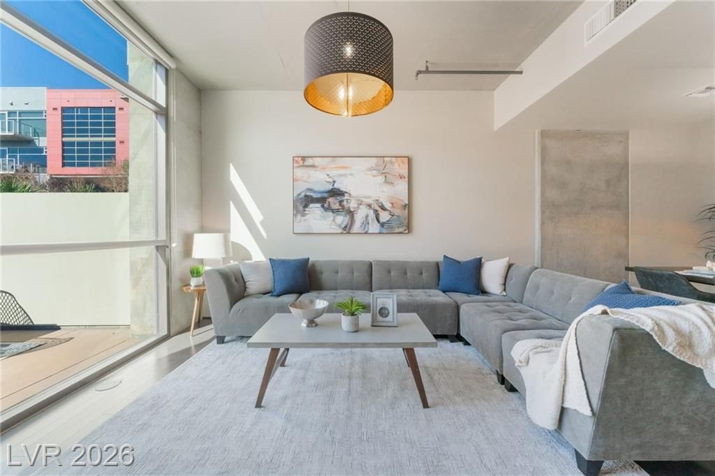 353 E Bonneville Avenue, Unit 746, Las Vegas, NV 89101 Main Photo