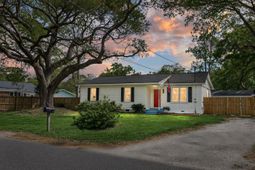 1010 Bradford Avenue photo 4