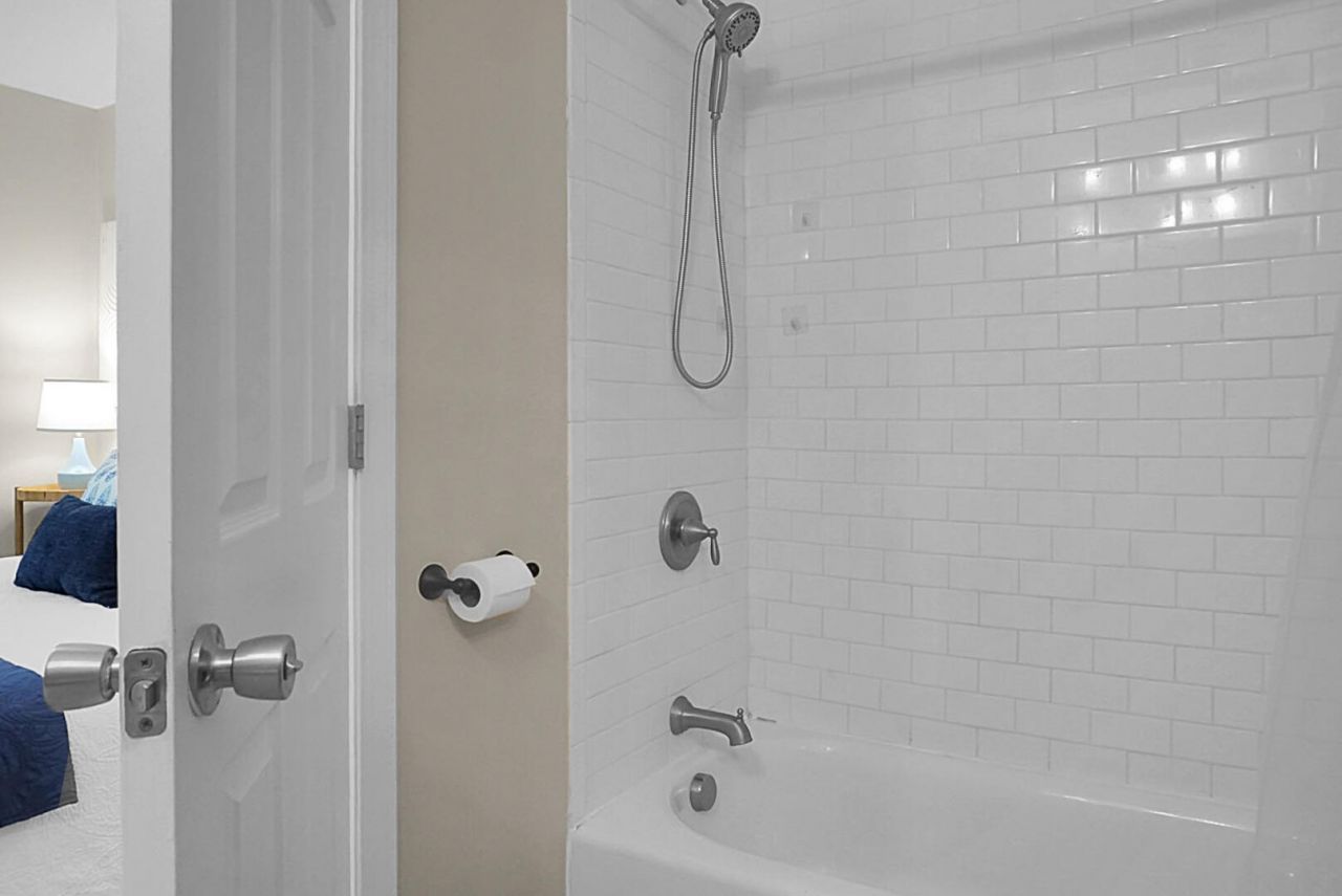 1010 Bradford Avenue Photo 23