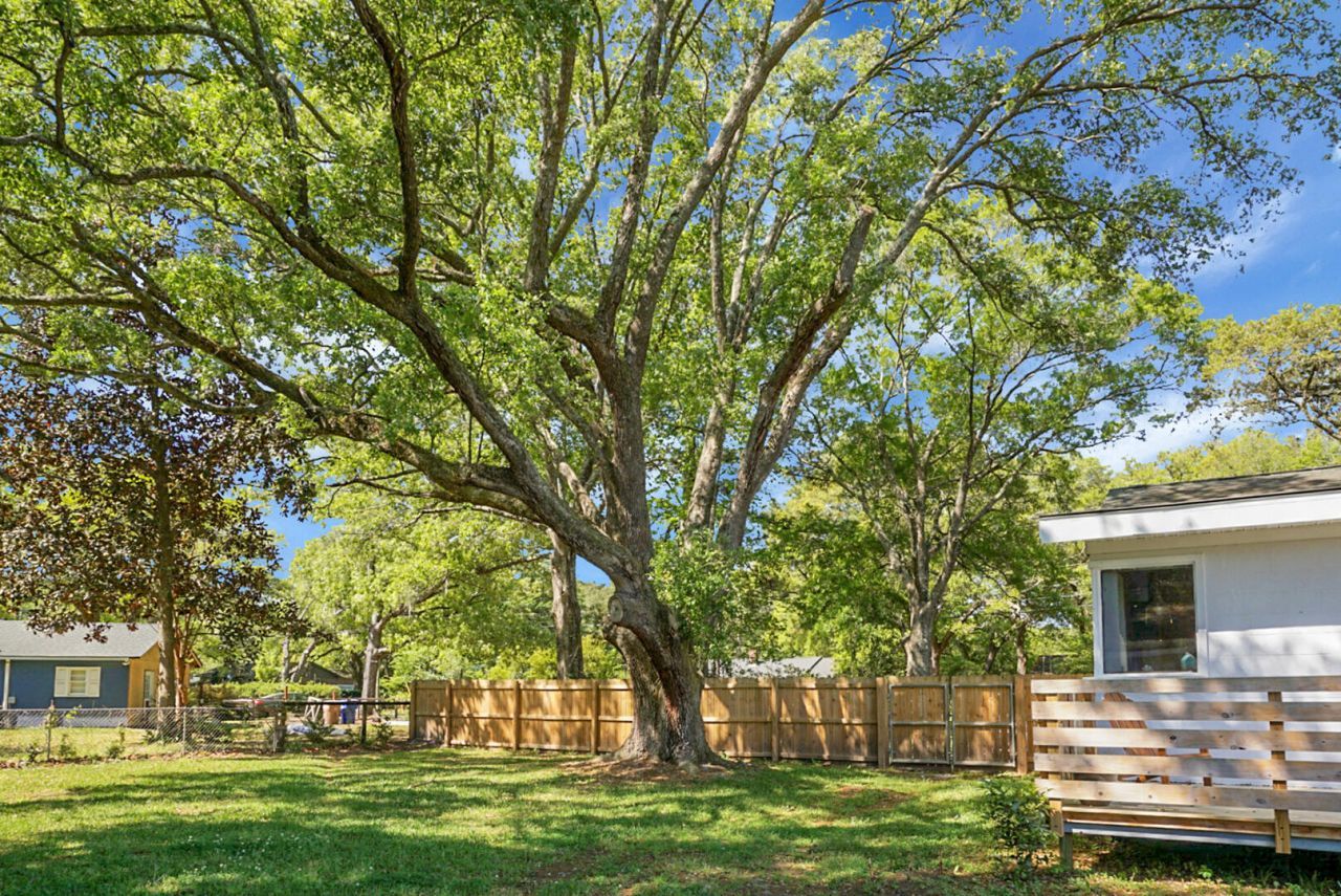 1010 Bradford Avenue Photo 37