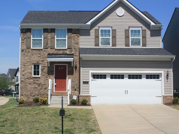 2813 Winterberry Dr , Columbia, TN 38401