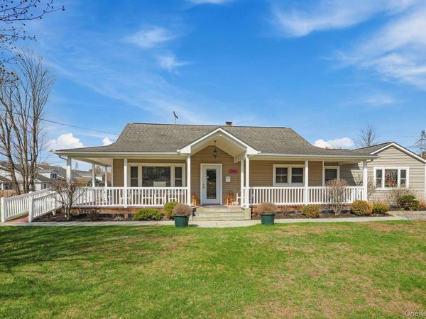 1103 Route 82 , Hopewell Junction, NY 12533