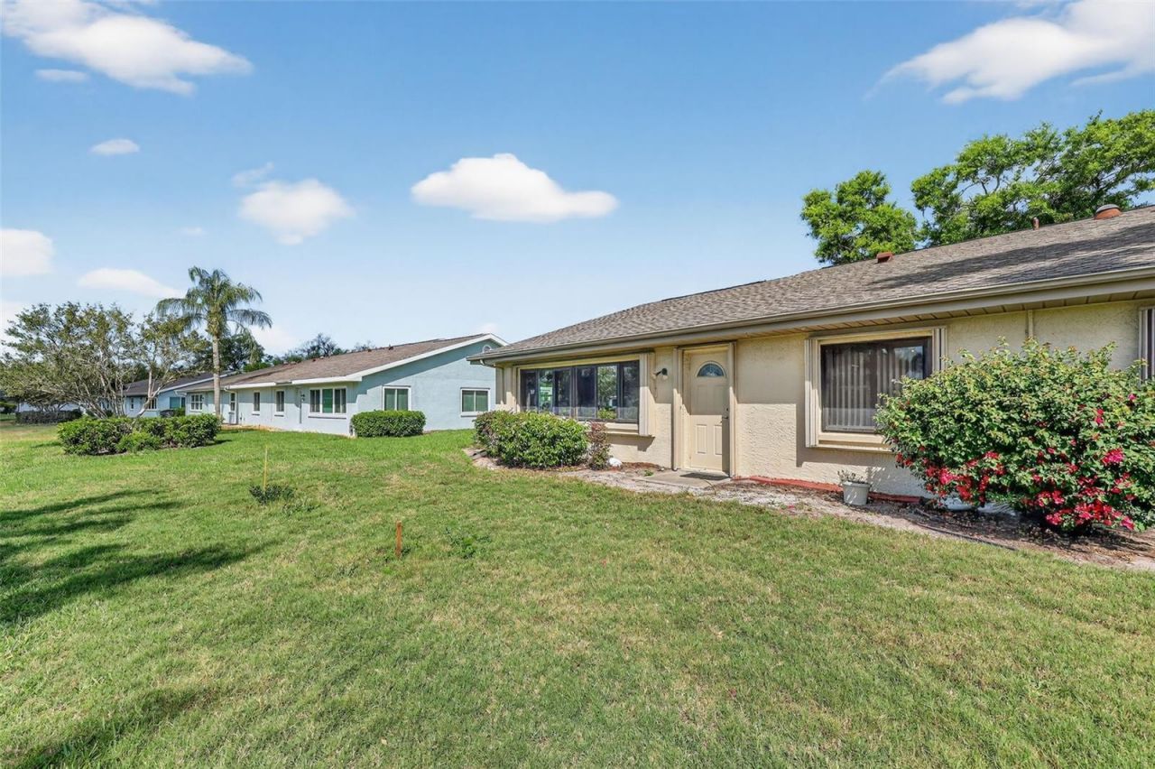 2322 Lancaster Drive , Sun City Center, FL 33573 Photo