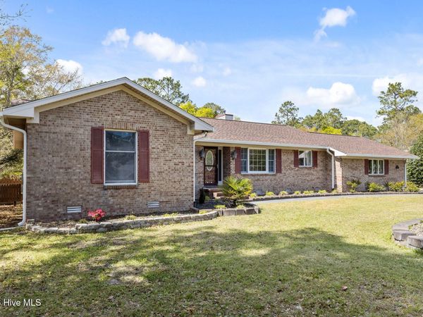 116 Pine Lake Road, Cape Carteret, NC 28584