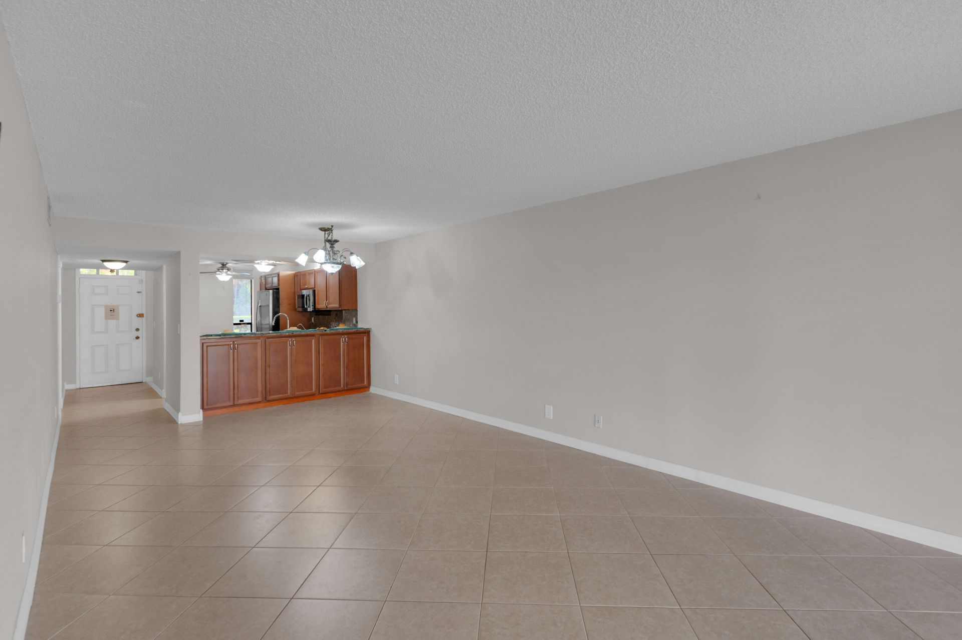 6610 Coral Lake Drive, Unit 110, Margate, FL 33063 Photo