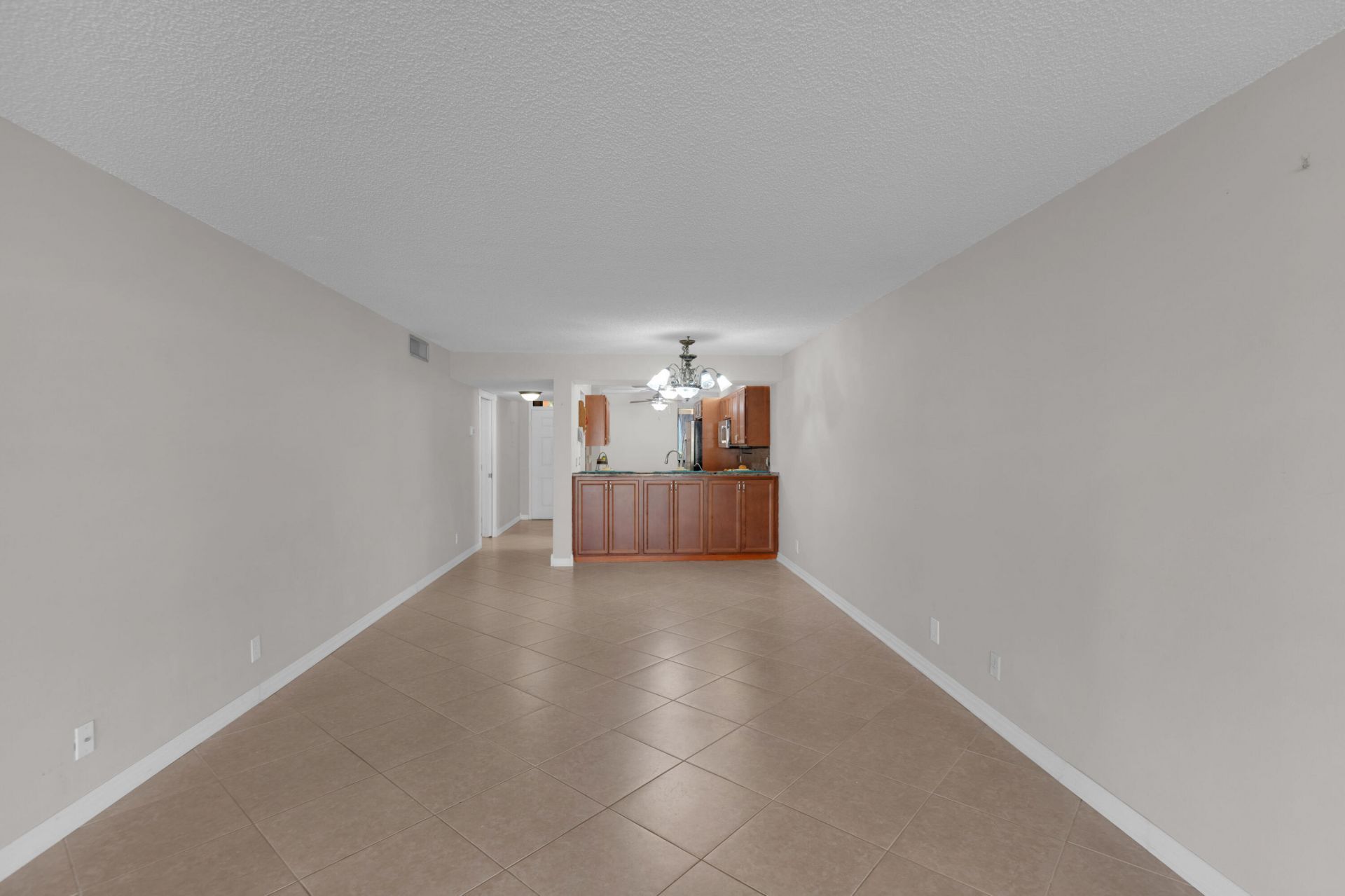 6610 Coral Lake Drive, Unit 110, Margate, FL 33063 Photo