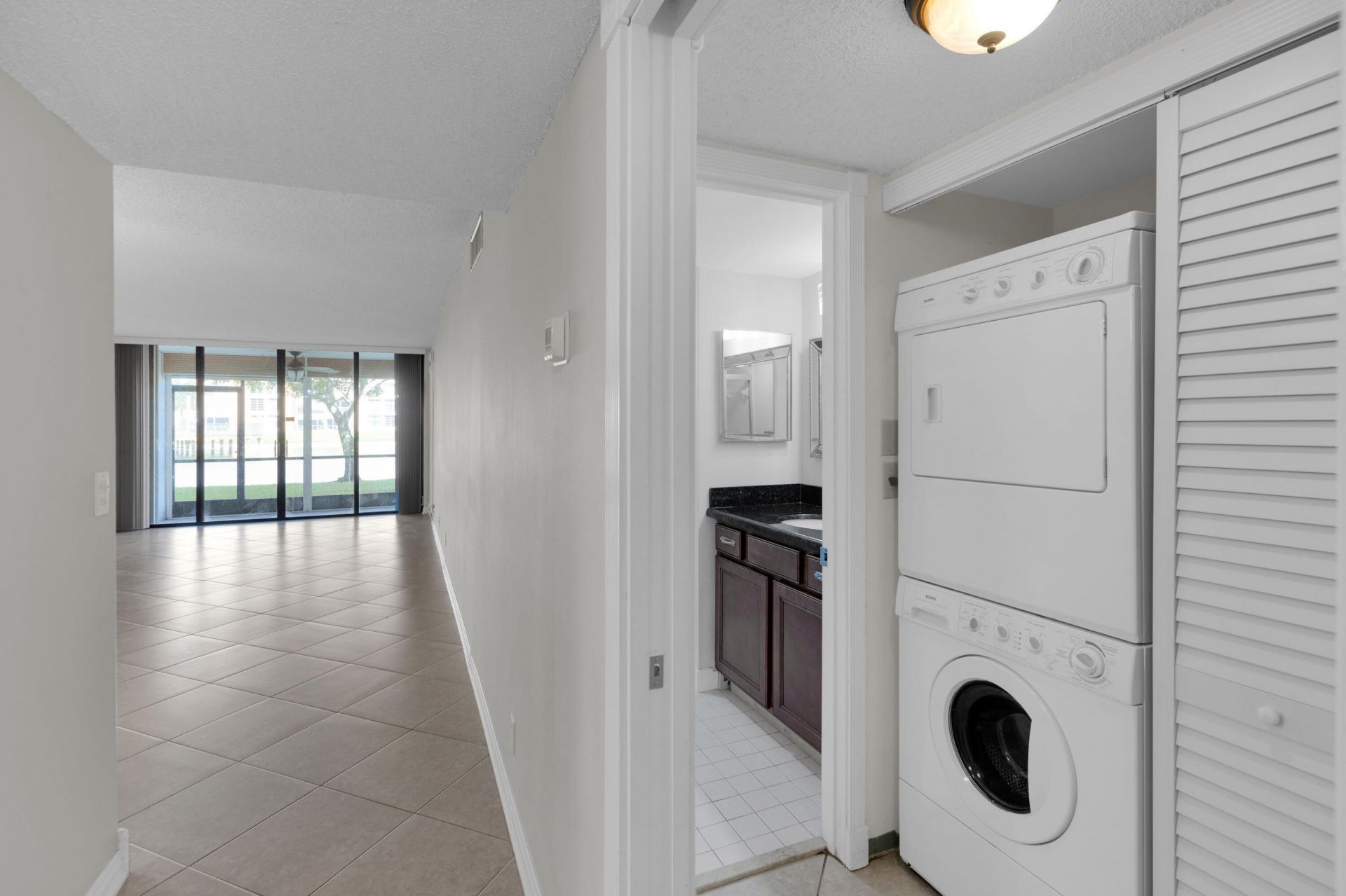 6610 Coral Lake Drive, Unit 110, Margate, FL 33063 Photo