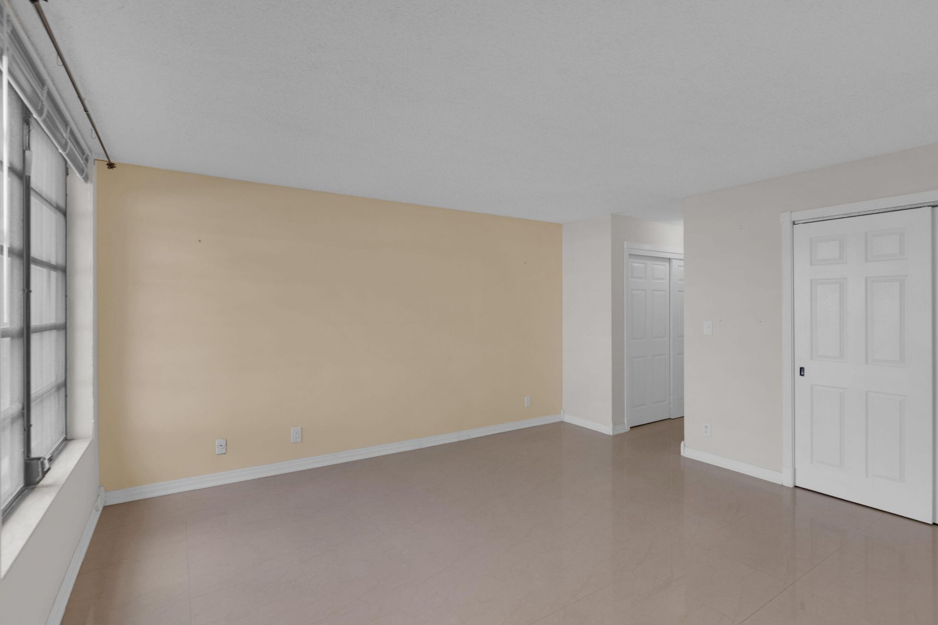 6610 Coral Lake Drive, Unit 110, Margate, FL 33063 Photo