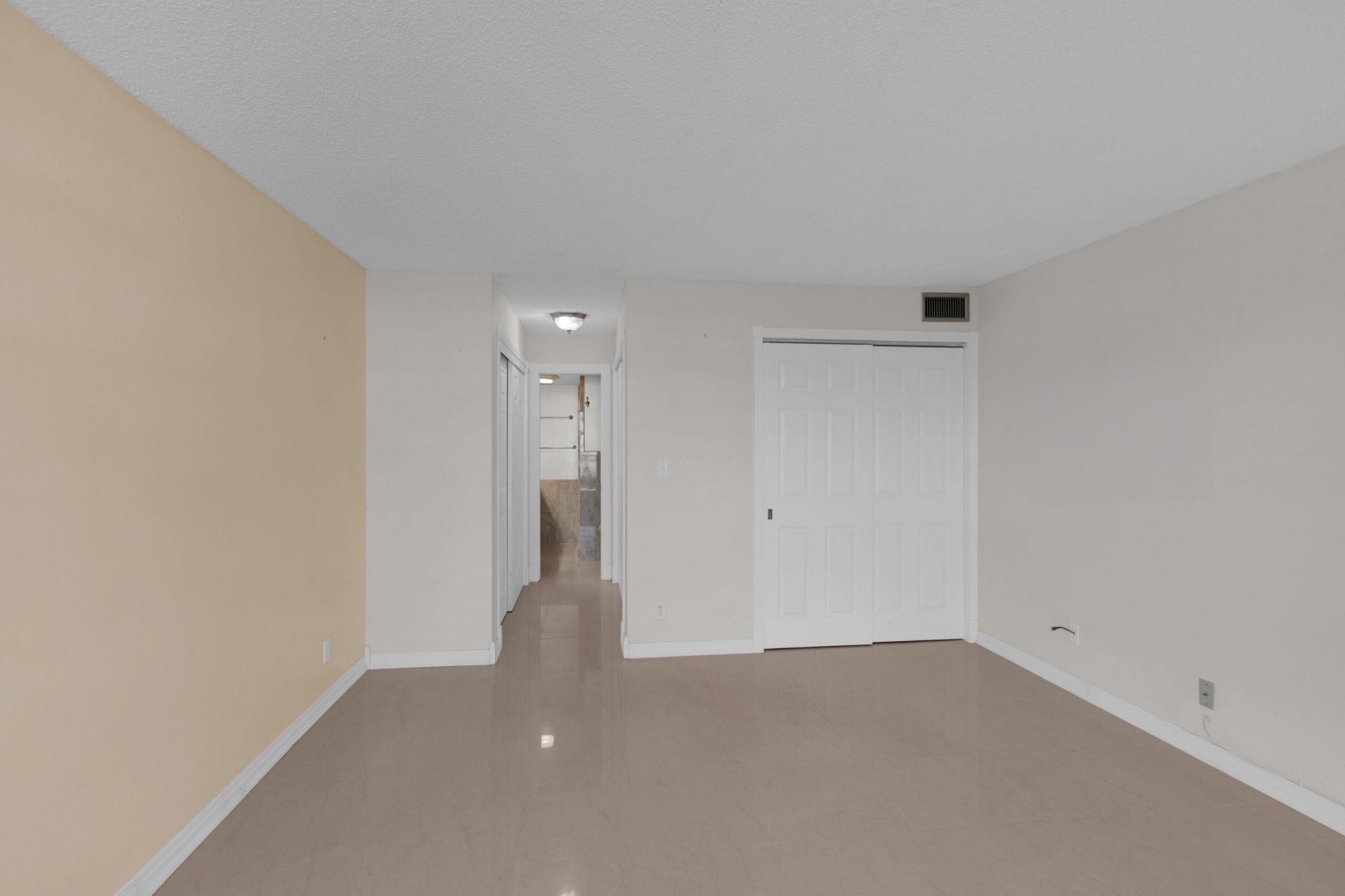 6610 Coral Lake Drive, Unit 110, Margate, FL 33063 Photo