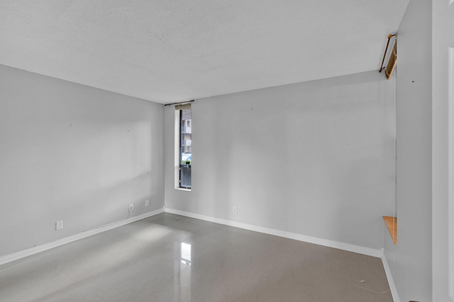 6610 Coral Lake Drive, Unit 110, Margate, FL 33063 Photo