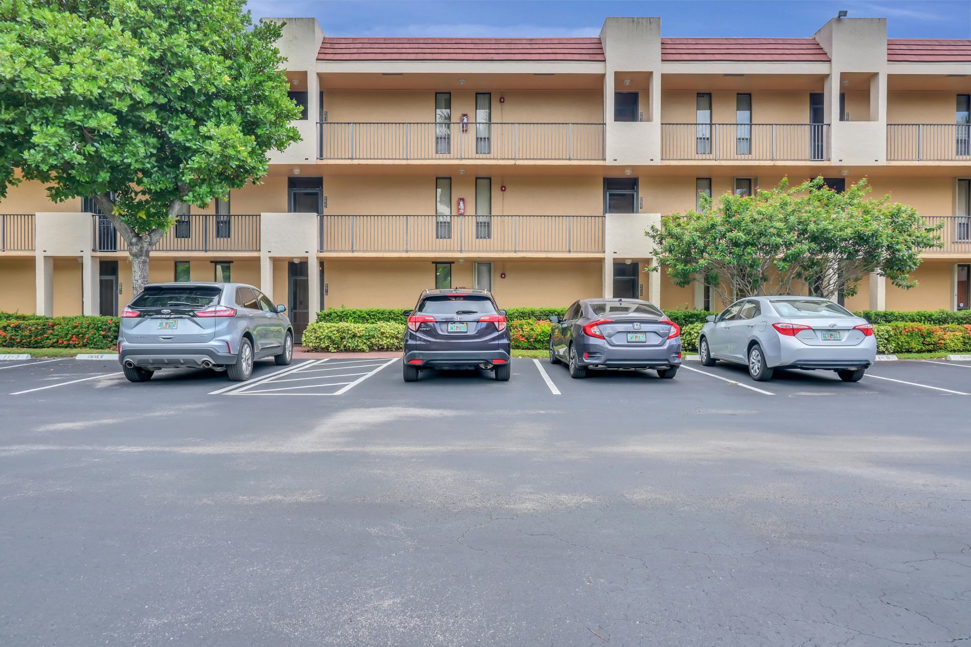6610 Coral Lake Drive, Unit 110, Margate, FL 33063 Photo