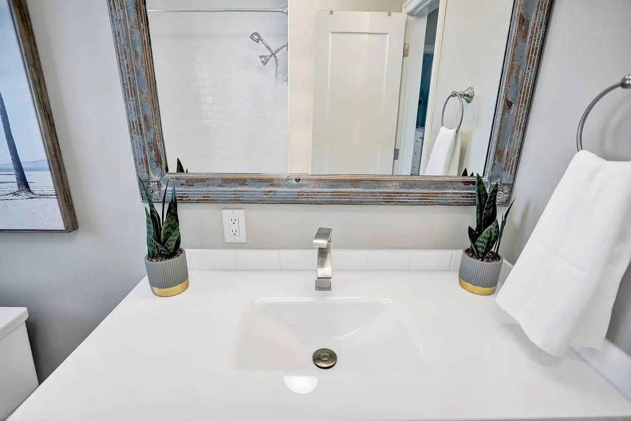 604 NE 25th Avenue, Pompano Beach, FL 33063 Photo