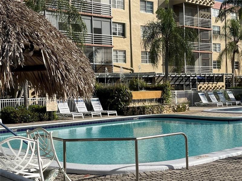 404 NW 68th Avenue, Unit 316, Plantation, FL 33317 Photo