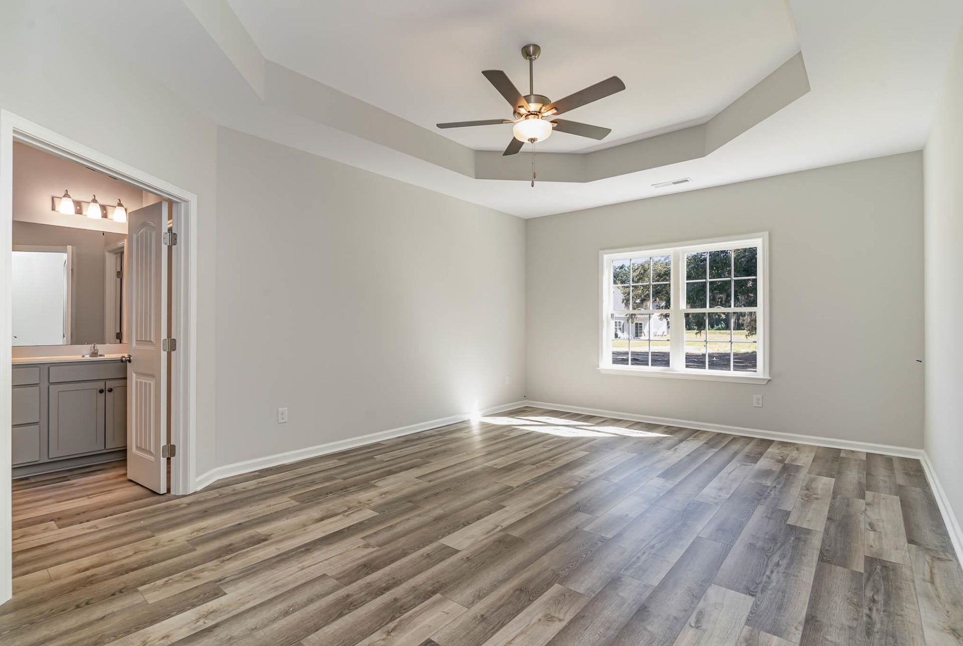 1140 Marley St. Photo 12