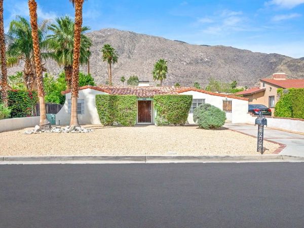 575 S Calle Santa Rosa S, Palm Springs, CA 92264