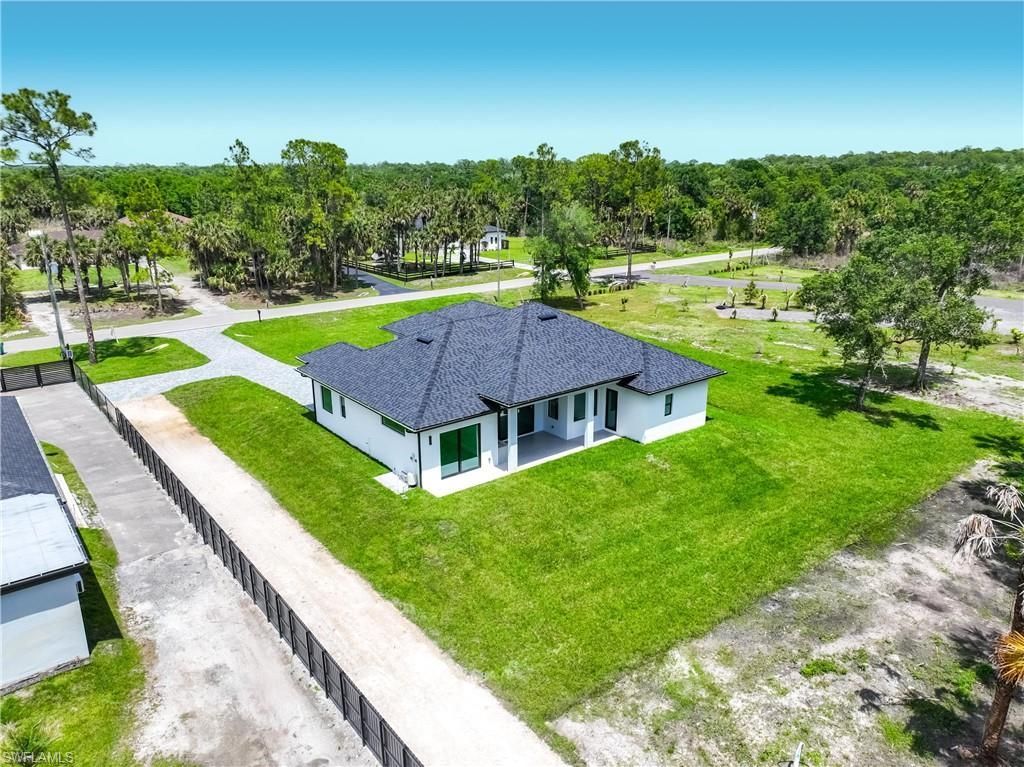 3466 32nd Ave Se, Naples, FL 34117 Photo