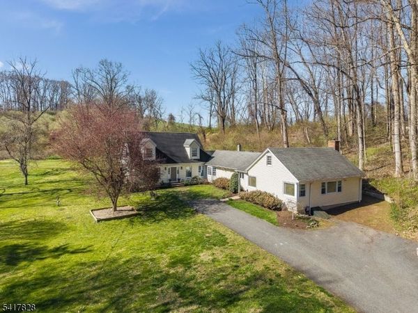 293 Stanton Mountain Rd, Clinton, NJ 08833