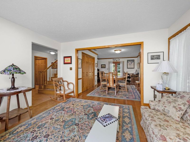 1102 Farmington Lane, Washington Court House, OH 43160 Photo 4