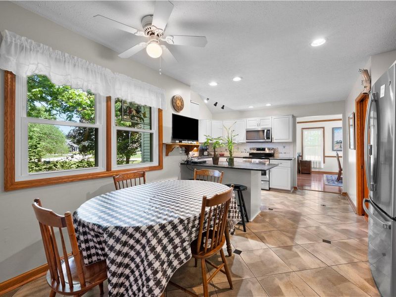 1102 Farmington Lane, Washington Court House, OH 43160 Photo 9