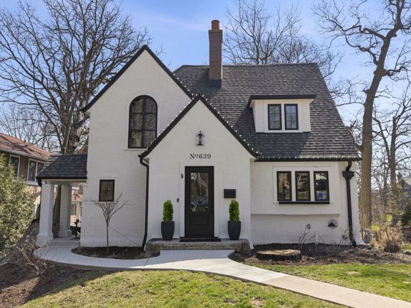 639 N Park Boulevard, Glen Ellyn, IL 60137