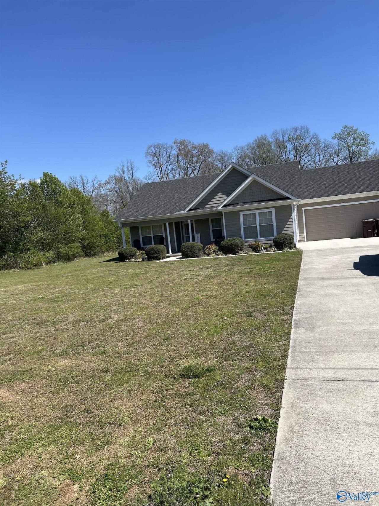 15546 Curtis Lane, Athens, AL 35611 Main Photo