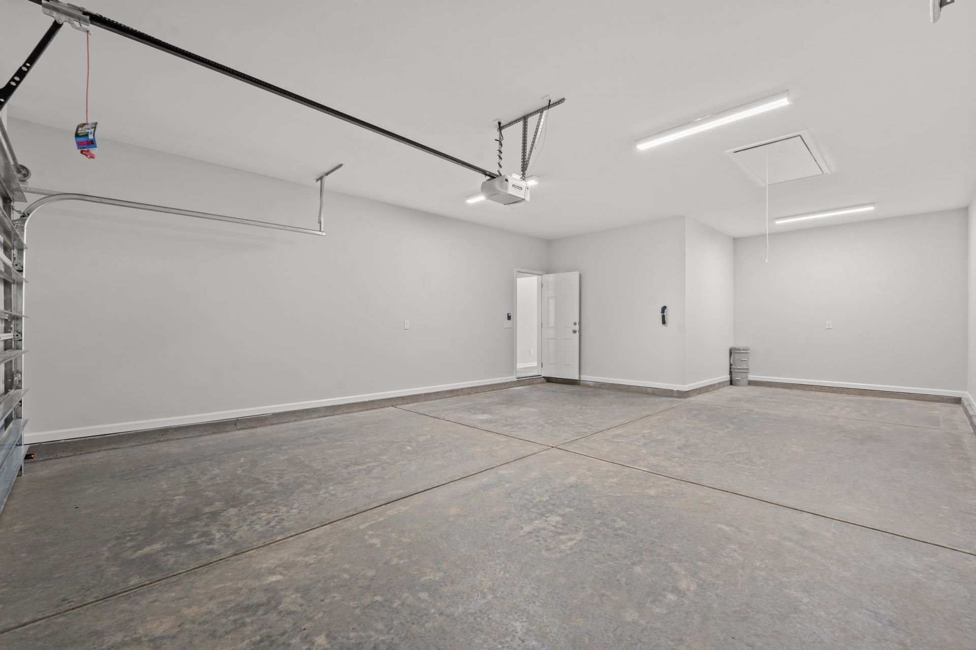 948 Woodside Dr. Photo 16