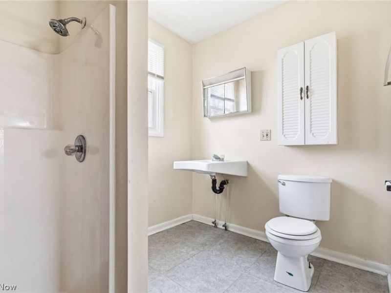 488 Alexander Street , Akron, OH 44306 Photo 10