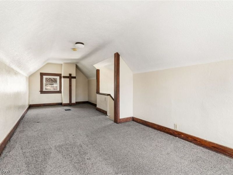 488 Alexander Street , Akron, OH 44306 Photo 16