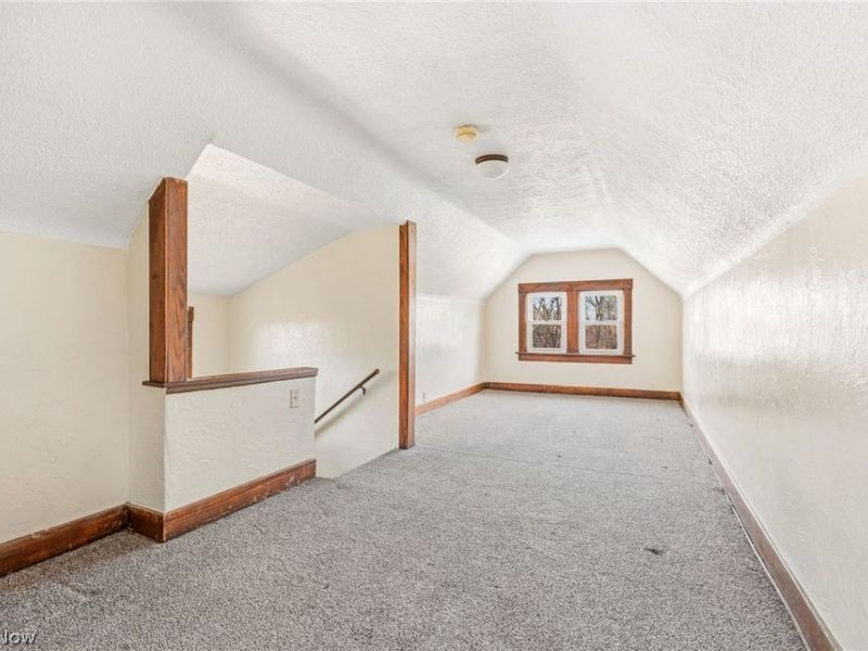 488 Alexander Street , Akron, OH 44306 Photo 17