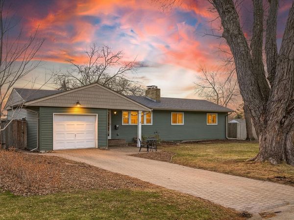 1812 Sunny Slope Lane, Saint Paul, MN 55116