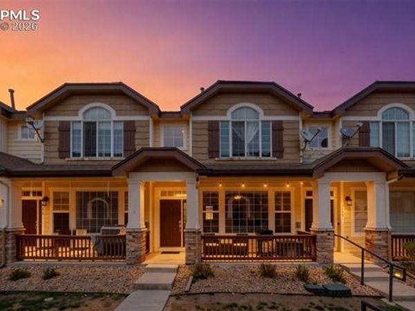 1424 Turnberry Drive, Castle Rock, CO 80104