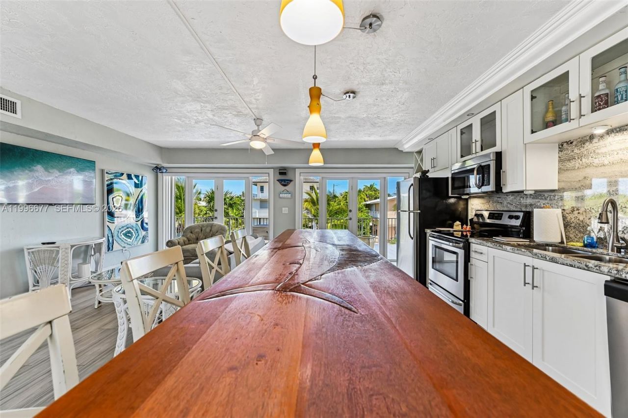 201 Wildwood Cir, Key Largo, FL 33037 Photo