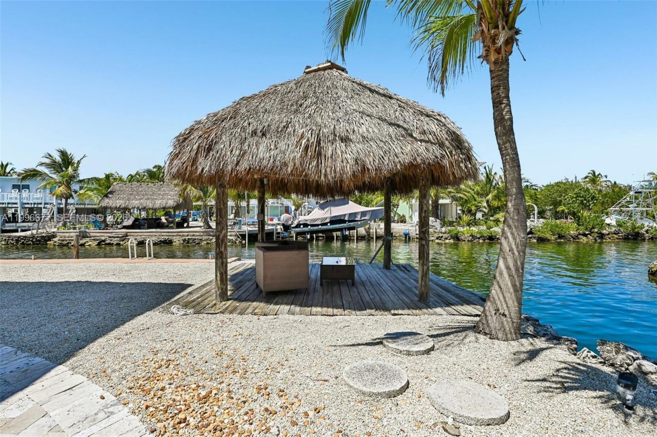 201 Wildwood Cir, Key Largo, FL 33037 Photo