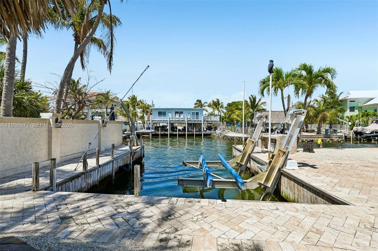 201 Wildwood Cir, Key Largo, FL 33037 Photo