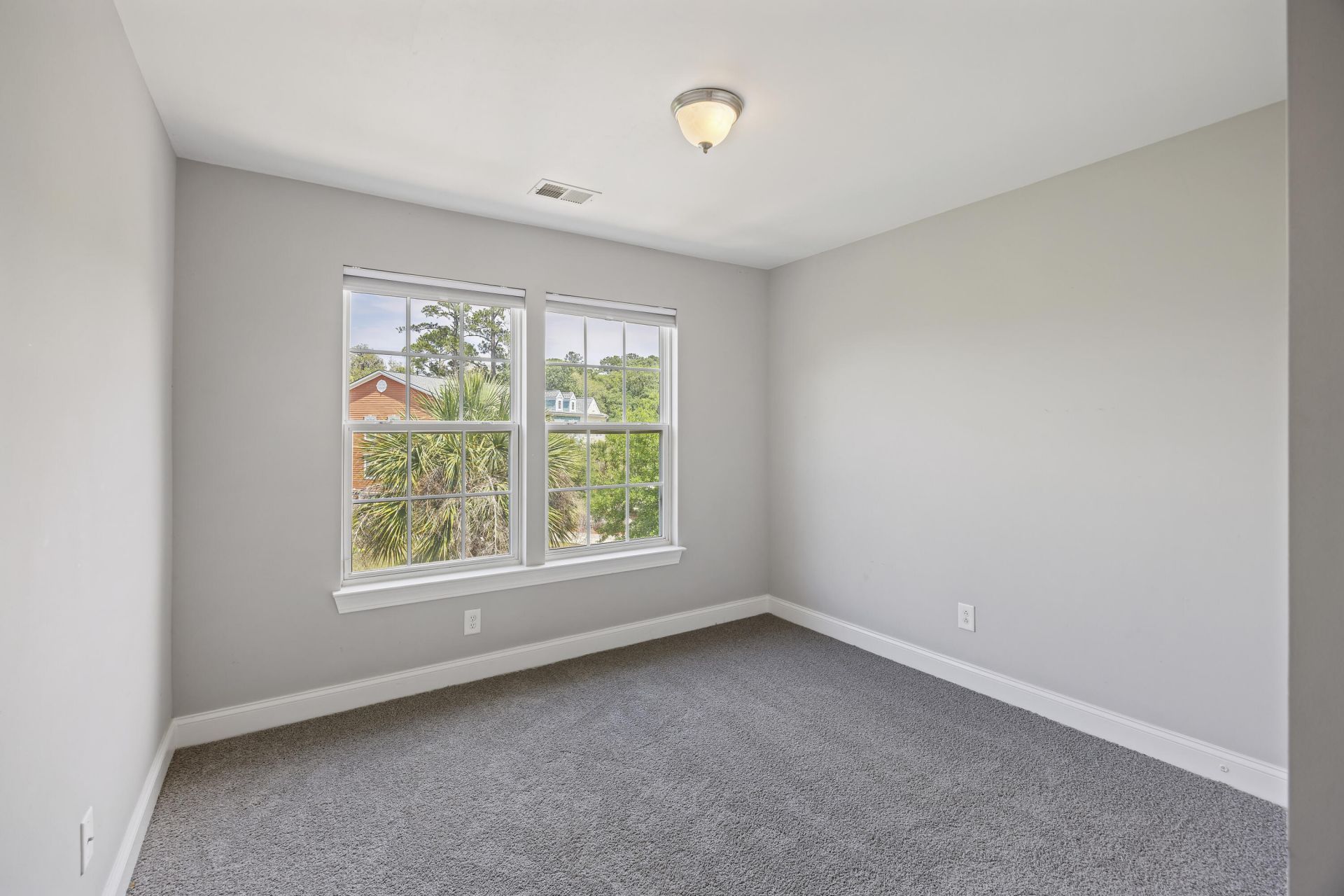 9019 Parlor Drive Photo 18