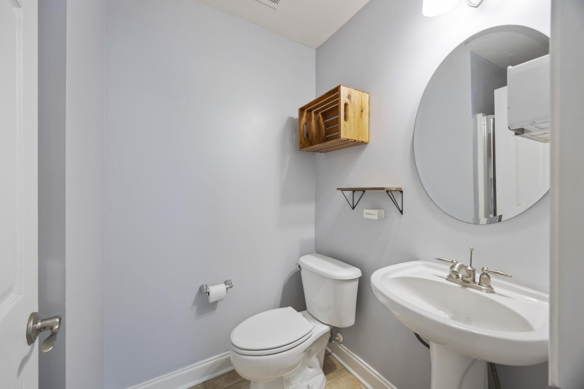 9019 Parlor Drive Photo 24