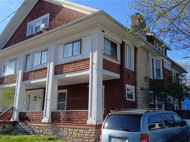 126 E Cassilly Street, Springfield, OH 45504 Photo 2