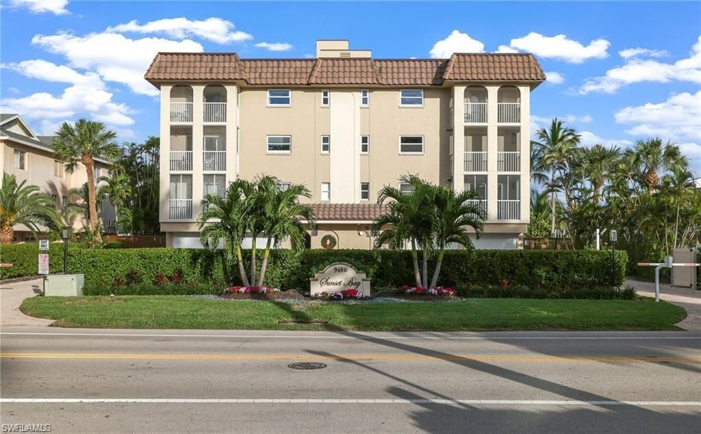 9486 Gulf Shore Dr, Unit A101, Naples, FL 34108 Photo