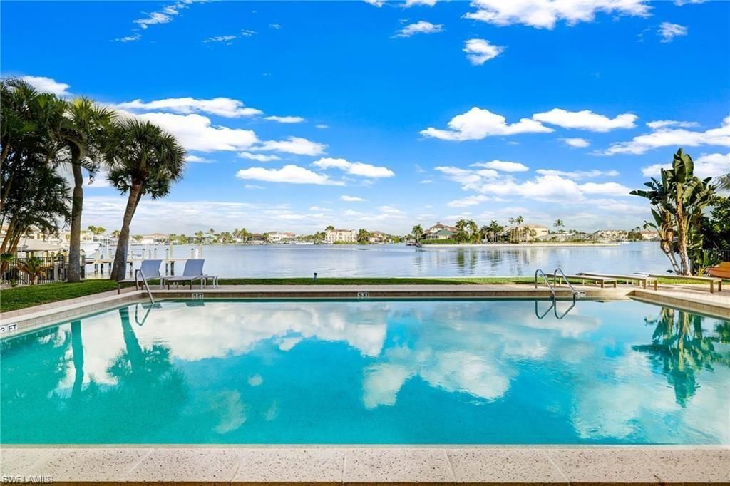 9486 Gulf Shore Dr, Unit A101, Naples, FL 34108 Photo