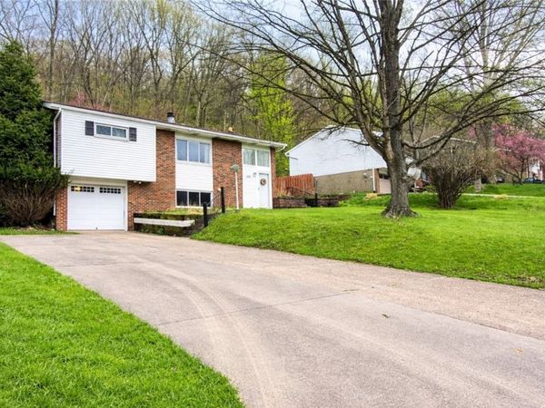 125 Alpine Village Drive, Monroeville, PA 15146