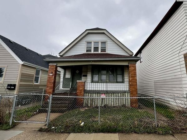 2172 S 18th STREET, Milwaukee, WI 53215