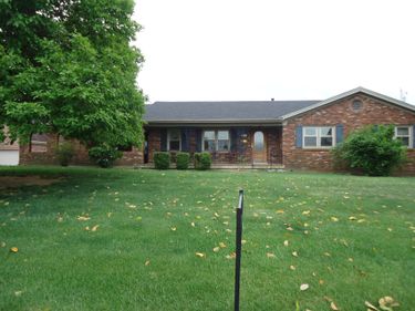 106 Pine Hill Drive, Lancaster, KY 40444