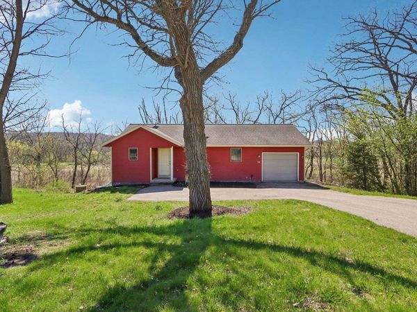 1525 Erfurth Road, Verona, WI 53593