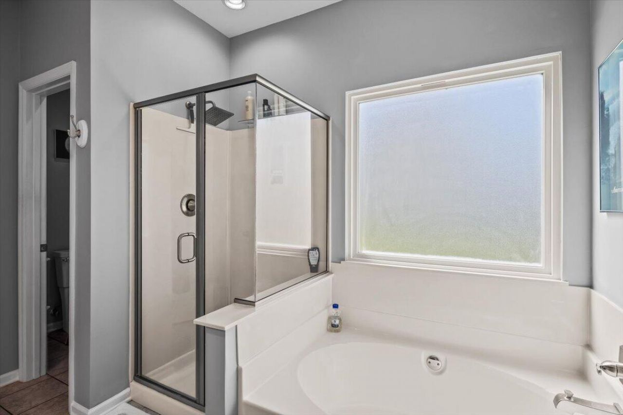 5411 Woodbreeze Drive Photo 24